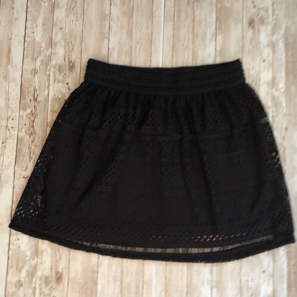 “Joey B.”  black lace pull on skirt w/black lining - GIRLS XL (14/16) - Picture 2 of 9